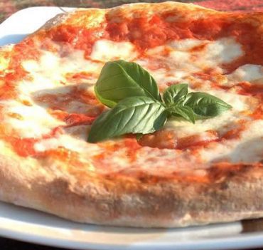 Margherita Amaretto Ristorante Pizza