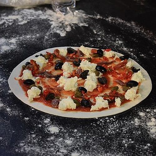 Napoletana Amaretto Ristorante Pizza